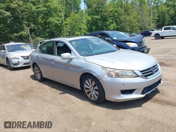 2013 Honda Accord Touring with VIN 1HGCR3F95DA041302, listed as a IAAI auction lot 42609903 with 247,116 mi miles and . Bid and sale history available at DreamBid. Image 1.