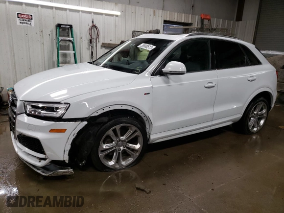 2018 Audi Q3 Premium Plus with VIN WA1JCCFS9JR031115, listed as a Copart auction lot 39580513 with 32,800 mi miles. Bid and sale history available at carsss.com. Image 1.