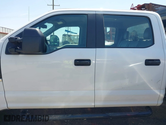 2019 Ford F-250 XL с VIN 1FD7W2B61KEG48751, выставлен на аукционе IAAI как лот 42595513 с пробегом Не указан миль и . История ставок и продаж доступна на DreamBid. Изображение 14.
