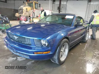 2006 Ford Mustang Standard with VIN 1ZVFT84N365217671, listed as a IAAI auction lot 41633515 with 80,637 mi miles and . Bid and sale history available at DreamBid. Image 2.