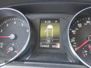 2018 Volkswagen Passat SE z VIN 1VWBA7A38JC013471, wystawiony jako IAAI lot #41997868 z przebiegiem 104 060 mil mil oraz . Historia ofert i sprzedaży dostępna na DreamBid. Obrazek 7.