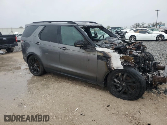 2018 Land Rover Discovery SE with VIN SALRG2RV3JA058315, listed as a Copart auction lot 46405195 with 0 mi miles and Non Repairable. Bid and sale history available at carsss.com. Image 4.