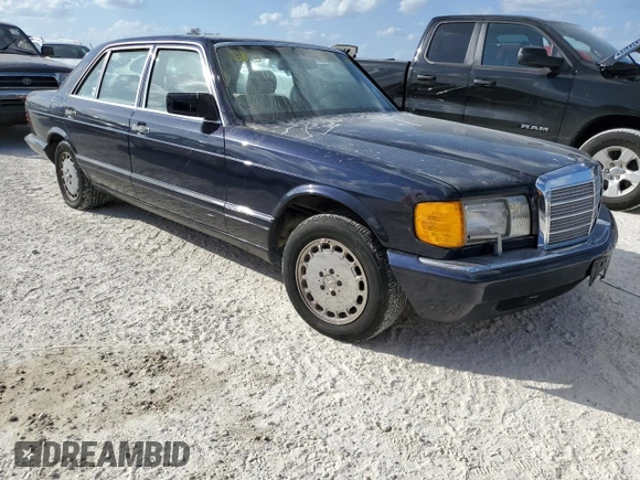 1986 Mercedes-Benz 560 with VIN WDBCA39D0GA268955, listed as a Copart auction lot 77190964 with 99,702 mi miles and Non Repairable. Bid and sale history available at DreamBid. Image 4.