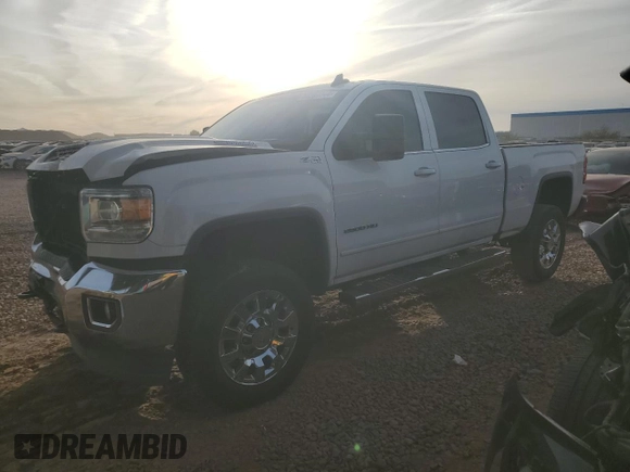 2018 GMC Sierra 2500HD Denali with VIN 1GT12SEY2JF255322, listed as a Copart auction lot 84299244 with 120,489 mi miles and Salvage Title. Bid and sale history available at carsss.com. Image 1.