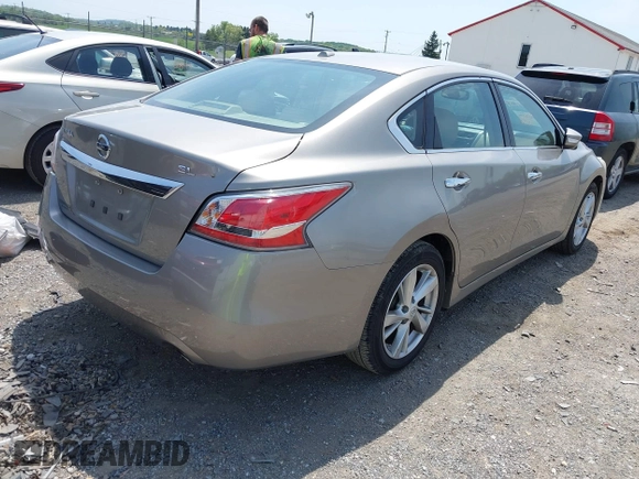 2015 Nissan Altima S with VIN 1N4AL3AP7FC148152, listed as a IAAI auction lot 42166439 with 212,521 mi miles and . Bid and sale history available at DreamBid. Image 4.