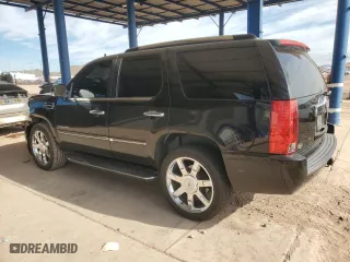 2013 Cadillac Escalade Luxury with VIN 1GYS4BEF3DR104080, listed as a Copart auction lot 85806424 with 178,510 mi miles and Salvage Title. Bid and sale history available at carsss.com. Image 2.
