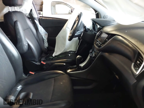 2020 Chevrolet Trax LT z VIN KL7CJPSB5LB059911, wystawiony jako IAAI lot #41660488 z przebiegiem 62 995 mil mil oraz . Historia ofert i sprzedaży dostępna na DreamBid. Obrazek 5.