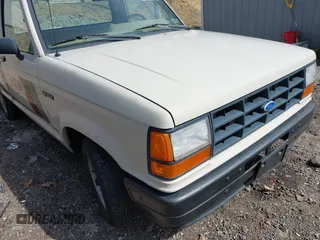 1989 Ford Ranger XLT with VIN 1FTCR10A8KUB41928, listed as a IAAI auction lot 42107348 with 89,548 mi miles. Bid and sale history available at carsss.com. Image 16.