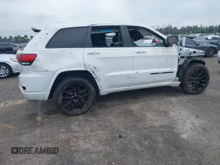2018 Jeep Grand Cherokee Laredo E with VIN 1C4RJEAG4JC153297, listed as a IAAI auction lot 41364545 with Not provided miles and . Bid and sale history available at DreamBid. Image 4.
