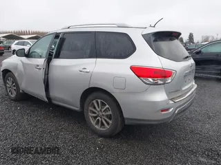 2015 Nissan Pathfinder SV z VIN 5N1AR2MN9FC703255, wystawiony jako IAAI lot #41060972 z przebiegiem 116 226 mil mil oraz . Historia ofert i sprzedaży dostępna na DreamBid. Obrazek 3.