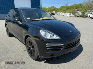 2012 Porsche Cayenne S Hybrid z VIN WP1AE2A28CLA94048, wystawiony jako Copart lot #56879555 z przebiegiem 129 448 mil mil oraz Tytuł czysty. Historia ofert i sprzedaży dostępna na DreamBid. Obrazek 1.