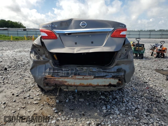 2015 Nissan Sentra SV z VIN 3N1AB7AP2FL674460, wystawiony jako Copart lot #56286355 z przebiegiem 126 052 mil mil oraz Szkoda całkowita • Salvage title. Historia ofert i sprzedaży dostępna na DreamBid. Obrazek 6.
