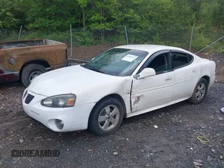 2006 Pontiac Grand Prix with VIN 2G2WP552261230234, listed as a IAAI auction lot 42084562 with 147,639 mi miles. Bid and sale history available at carsss.com. Image 6.