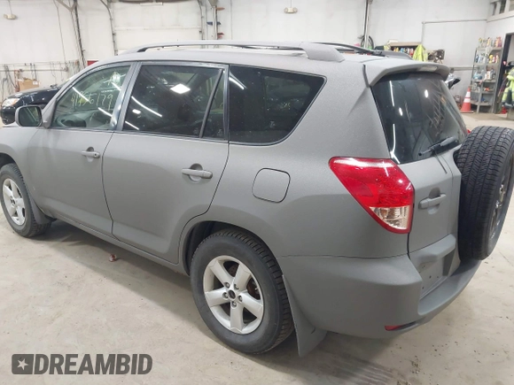 2006 Toyota RAV4 with VIN JTMBK33V365008438, listed as a IAAI auction lot 41956179 with 215,690 mi miles. Bid and sale history available at carsss.com. Image 3.