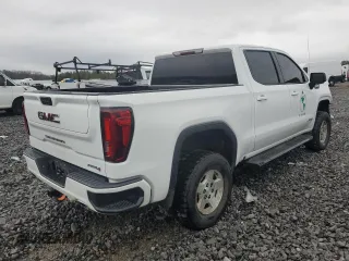 2021 GMC Sierra 1500 AT4 with VIN 3GTP9EEL6MG477831, listed as a Copart auction lot 89175315 with 91,342 mi miles and Salvage Title. Bid and sale history available at carsss.com. Image 3.