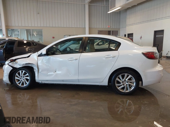 2012 Mazda Mazda3 i Touring with VIN JM1BL1V72C1663712, listed as a IAAI auction lot 41564773 with 181,151 mi miles. Bid and sale history available at carsss.com. Image 14.