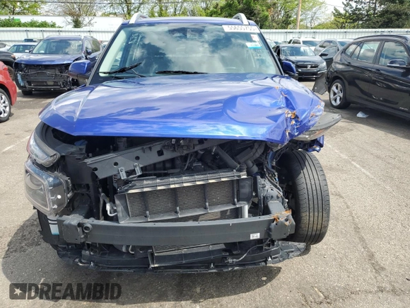 2023 Hyundai Venue Limited with VIN KMHRC8A35PU243601, listed as a Copart auction lot 55655755 with 21,571 mi miles and Clean Title. Bid and sale history available at DreamBid. Image 5.