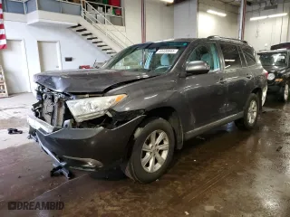 2013 Toyota Highlander with VIN 5TDBK3EHXDS267362, listed as a Copart auction lot 44430945 with NaN miles and Salvage Title. Bid and sale history available at carsss.com. Image 1.