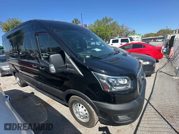 2022 Ford Transit Passenger XL with VIN 1FBAX9C83NKA04968, listed as a Copart auction lot 47838735 with 18,634 mi miles and Clean Title. Bid and sale history available at DreamBid. Image 1.