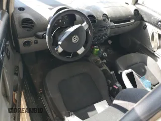2000 Volkswagen Beetle GLS с VIN 3VWCD21C5YM472500, выставлен на аукционе Copart как лот 69537124 с пробегом 112 681 миль миль и Чистый • Clean title. История ставок и продаж доступна на DreamBid. Изображение 8.