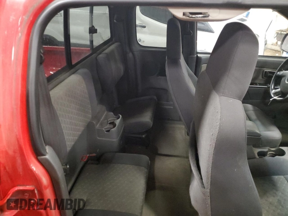 2004 GMC Canyon SLE Z71 with VIN 1GTDT196148217750, listed as a Copart auction lot 44117015 with 217,964 mi miles and Salvage Title. Bid and sale history available at carsss.com. Image 10.