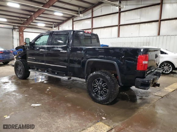 2016 GMC Sierra 2500HD Denali with VIN 1GT12UE85GF226594, listed as a Copart auction lot 46856105 with 130,377 mi miles and Clean Title. Bid and sale history available at carsss.com. Image 2.