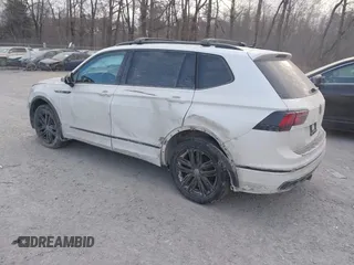 2022 Volkswagen Tiguan SE R-Line Black с VIN 3VV8B7AX2NM089612, выставлен на аукционе IAAI как лот 41271934 с пробегом 30 799 миль миль и . История ставок и продаж доступна на DreamBid. Изображение 3.