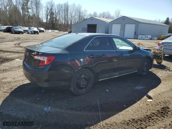 2014 Toyota Camry L with VIN 4T1BF1FK8EU321575, listed as a Copart auction lot 48473465 with 338,655 mi miles and Clean Title. Bid and sale history available at carsss.com. Image 3.