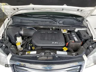 2013 Chrysler Town & Country Touring with VIN 2C4RC1BG2DR662544, listed as a Copart auction lot 51892495 with 98,199 mi miles and Salvage Title. Bid and sale history available at DreamBid. Image 12.