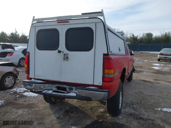 1999 Chevrolet Silverado 1500 LS with VIN 1GCEK19T8XE121004, listed as a IAAI auction lot 41557854 with 0 mi miles. Bid and sale history available at carsss.com. Image 4.