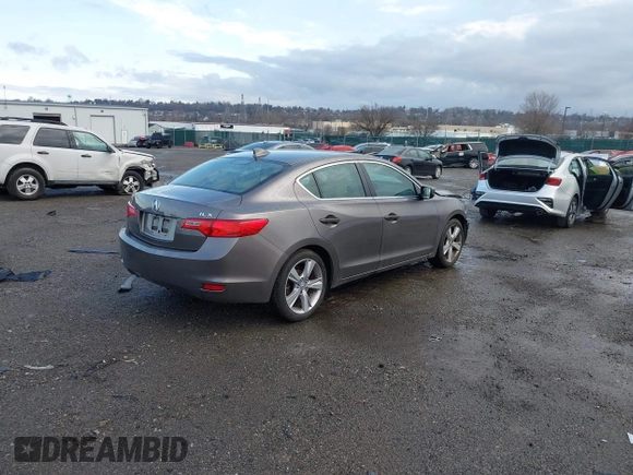 2014 Acura ILX Premium Pkg with VIN 19VDE1F53EE009018, listed as a IAAI auction lot 41813776 with 55,995 mi miles. Bid and sale history available at carsss.com. Image 4.