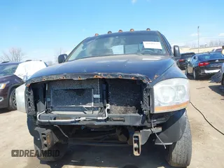 2007 Dodge Ram 2500 SLT with VIN 1D7KS28D27J502735, listed as a IAAI auction lot 41880179 with 368,304 mi miles. Bid and sale history available at carsss.com. Image 6.
