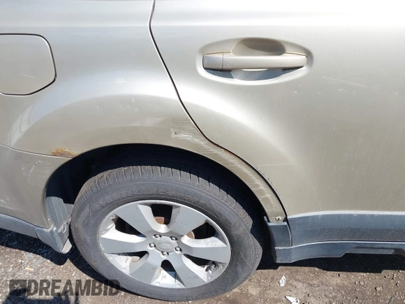 2010 Subaru Outback Premium All-Weather Anniversary with VIN 4S4BRCGC7A3358756, listed as a IAAI auction lot 42001568 with 241,351 mi miles and . Bid and sale history available at DreamBid. Image 6.