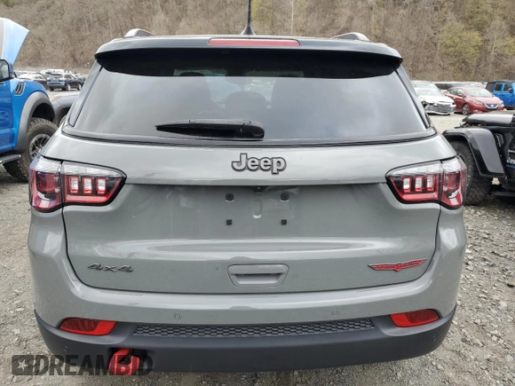 2024 Jeep Compass Trailhawk с VIN 3C4NJDDNXRT590322, выставлен на аукционе Copart как лот 53603855 с пробегом 13 232 миль миль и Списание • Salvage title. История ставок и продаж доступна на DreamBid. Изображение 6.