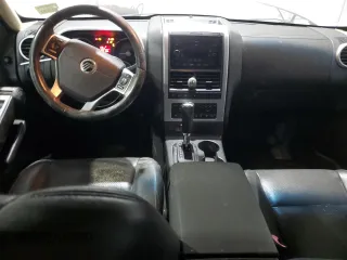 2006 Mercury Mountaineer Luxury with VIN 4M2EU47E16UJ05497, listed as a Copart auction lot 85831324 with 121,152 mi miles and Clean Title. Bid and sale history available at carsss.com. Image 8.