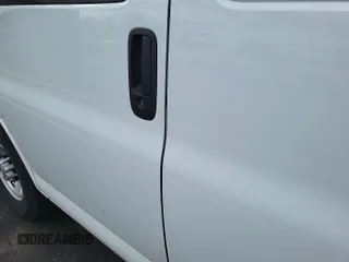 2022 Chevrolet Express Cargo с VIN 1GCWGAFP2N1259977, выставлен на аукционе IAAI как лот 42566204 с пробегом 42 647 миль миль и . История ставок и продаж доступна на DreamBid. Изображение 21.