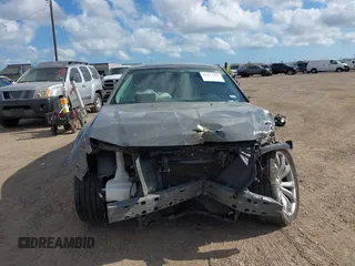 2019 Chrysler 300 Touring with VIN 2C3CCAAG0KH651296, listed as a IAAI auction lot 41177923 with 89,619 mi miles. Bid and sale history available at carsss.com. Image 13.
