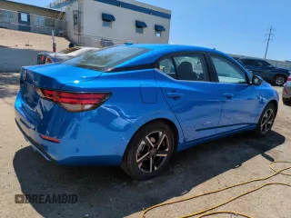 2025 Nissan Sentra SV z VIN 3N1AB8CV4SY286564, wystawiony jako Copart lot #60025165 z przebiegiem 5 974 mil mil oraz Czysty tytuł • Clean title. Historia ofert i sprzedaży dostępna na DreamBid. Obrazek 3.