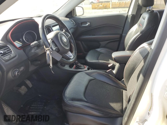 2018 Jeep Compass Trailhawk с VIN 3C4NJDDB9JT265364, выставлен на аукционе Copart как лот 52009185 с пробегом 92 086 миль миль и Списание • Salvage title. История ставок и продаж доступна на DreamBid. Изображение 7.