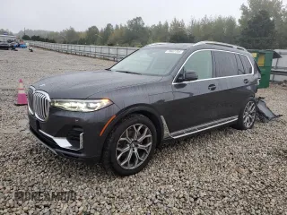 2021 BMW X7 xDrive40i with VIN 5UXCW2C02M9F63976, listed as a Copart auction lot 79607704 with 56,522 mi miles and Clean Title. Bid and sale history available at carsss.com. Image 1.