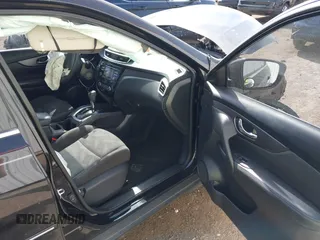 2016 Nissan Rogue S with VIN KNMAT2MT7GP645662, listed as a IAAI auction lot 41889655 with 39,664 mi miles and . Bid and sale history available at DreamBid. Image 5.