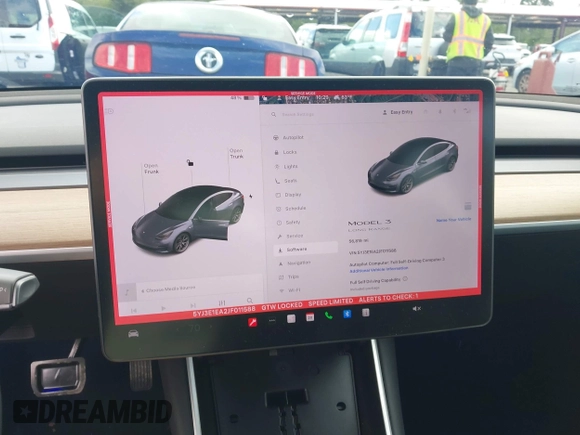 2018 Tesla Model 3 Long Range Battery z VIN 5YJ3E1EA2JF011588, wystawiony jako IAAI lot #42304226 z przebiegiem 56 819 mil mil oraz . Historia ofert i sprzedaży dostępna na DreamBid. Obrazek 18.