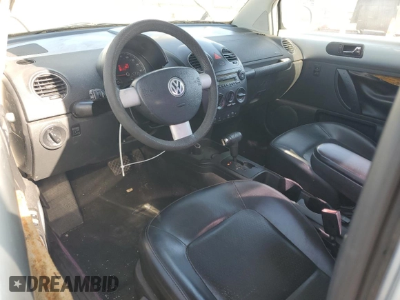 2007 Volkswagen Beetle with VIN 3VWRG31C97M515533, listed as a Copart auction lot 65830105 with 110,612 mi miles and Salvage title. Bid and sale history available at DreamBid. Image 8.
