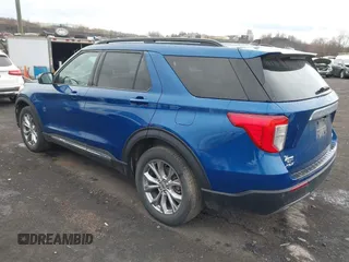 2021 Ford Explorer XLT with VIN 1FMSK8DH7MGA32857, listed as a IAAI auction lot 41877424 with 77,793 mi miles. Bid and sale history available at carsss.com. Image 3.