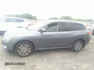 2016 Nissan Pathfinder Platinum with VIN 5N1AR2MNXGC625831, listed as a IAAI auction lot 42257421 with 162,803 mi miles and . Bid and sale history available at DreamBid. Image 14.