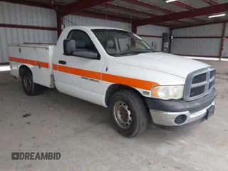 2005 Dodge Ram 2500 SLT with VIN 3D7KR26D05G857075, listed as a IAAI auction lot 41780448 with 381,865 mi miles. Bid and sale history available at carsss.com. Image 1.
