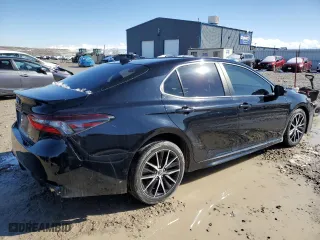 2021 Toyota Camry SE Nightshade with VIN 4T1G11AK8MU520412, listed as a Copart auction lot 49348005 with 61,322 mi miles and Salvage Title. Bid and sale history available at carsss.com. Image 3.
