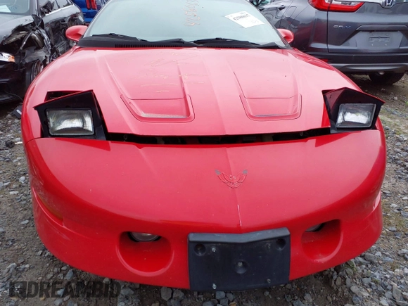 1995 Pontiac Firebird Formula z VIN 2G2FV22P8S2255664, wystawiony jako IAAI lot #42580637 z przebiegiem 148 677 mil mil oraz . Historia ofert i sprzedaży dostępna na DreamBid. Obrazek 13.