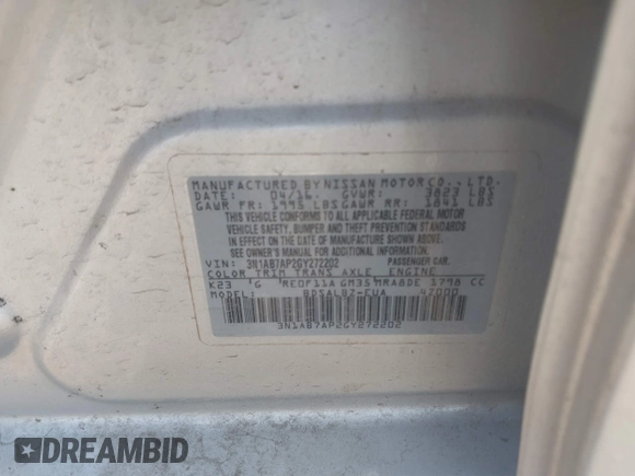 2016 Nissan Sentra S with VIN 3N1AB7AP2GY272202, listed as a IAAI auction lot 41735127 with 111,961 mi miles. Bid and sale history available at carsss.com. Image 9.