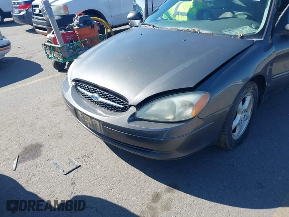 2003 Ford Taurus SE Standard with VIN 1FAFP53U03G240491, listed as a IAAI auction lot 41967252 with 191,151 mi miles. Bid and sale history available at carsss.com. Image 6.